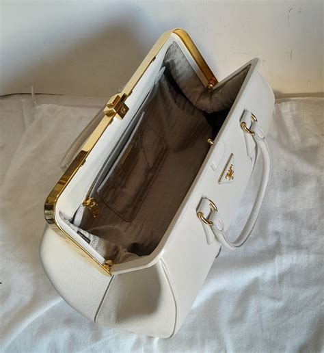 borsa da medico prada